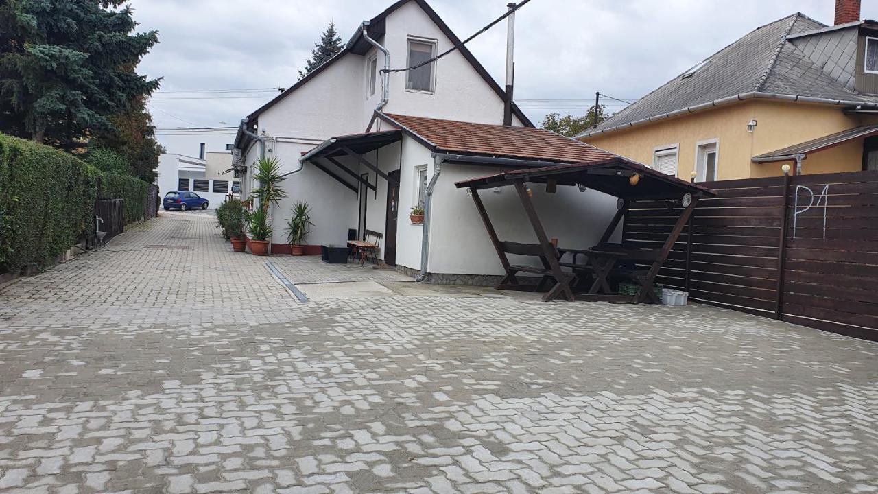 Ferienwohnung Ruttkai Vendeghaz Székesfehérvár Exterior foto